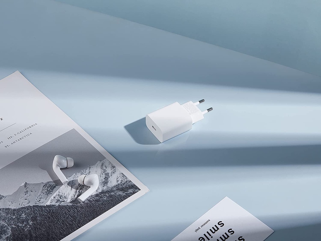Caricabatteria USB-C Xiaomi Mi 20W fast charger white BHR4927GL